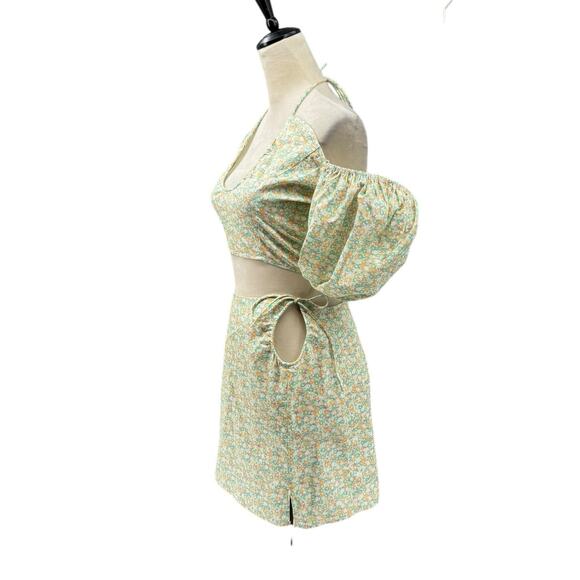 Another Girl Urban outfitters NWT Green Floral Cropped Puff Top & Mini Skirt Set - Picture 4 of 16